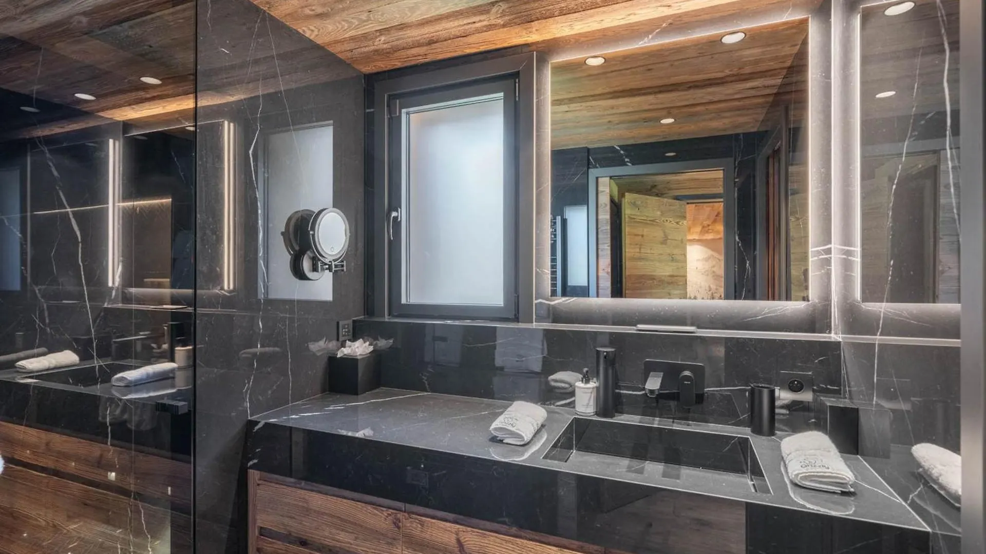 Chalet De Luxe Avec Piscine, Sauna, Salle De Sport Et Cinema - Fr-1-569-194 Megeve