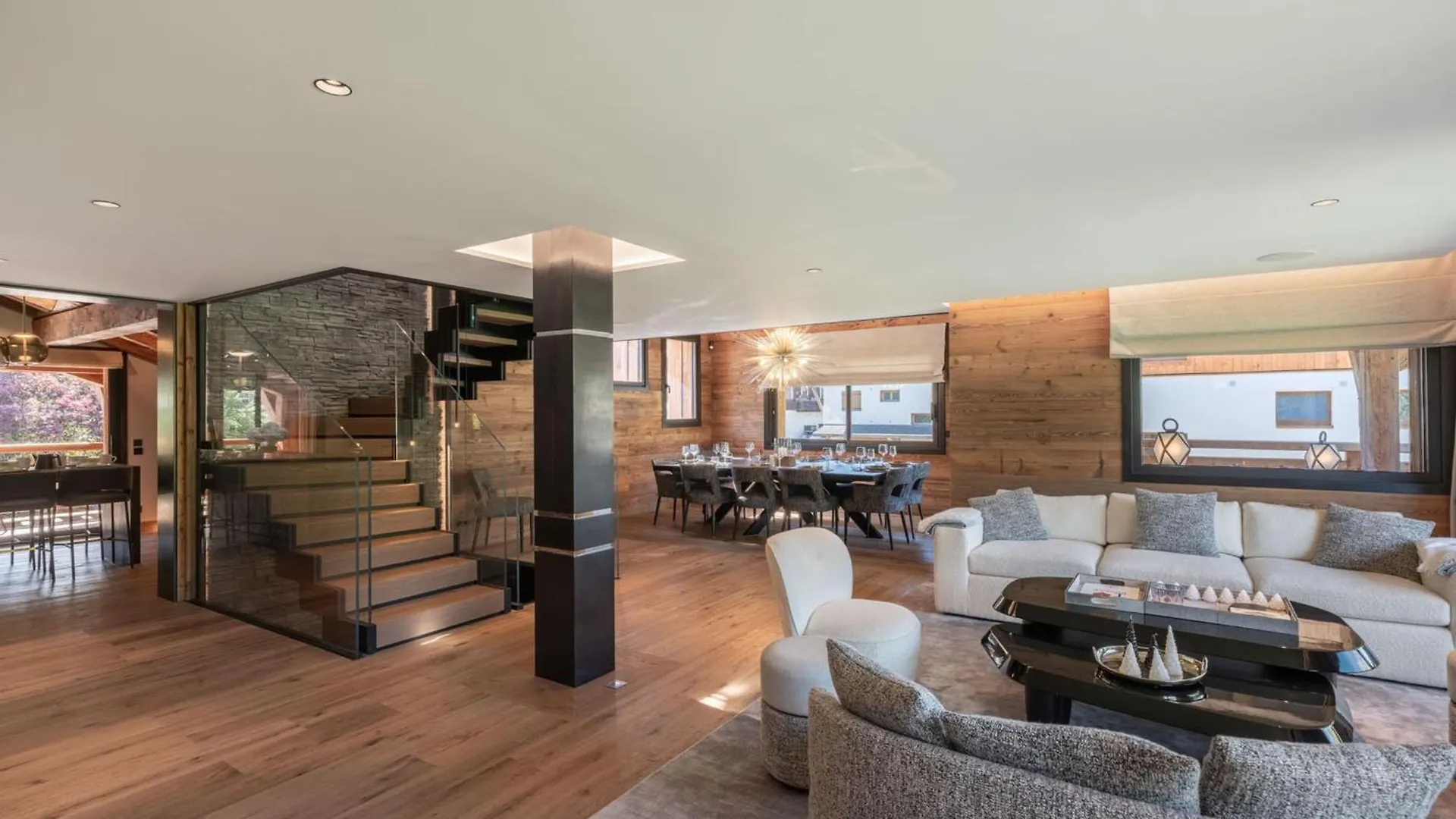 Chalet De Luxe Avec Piscine, Sauna, Salle De Sport Et Cinema - Fr-1-569-194 contacts