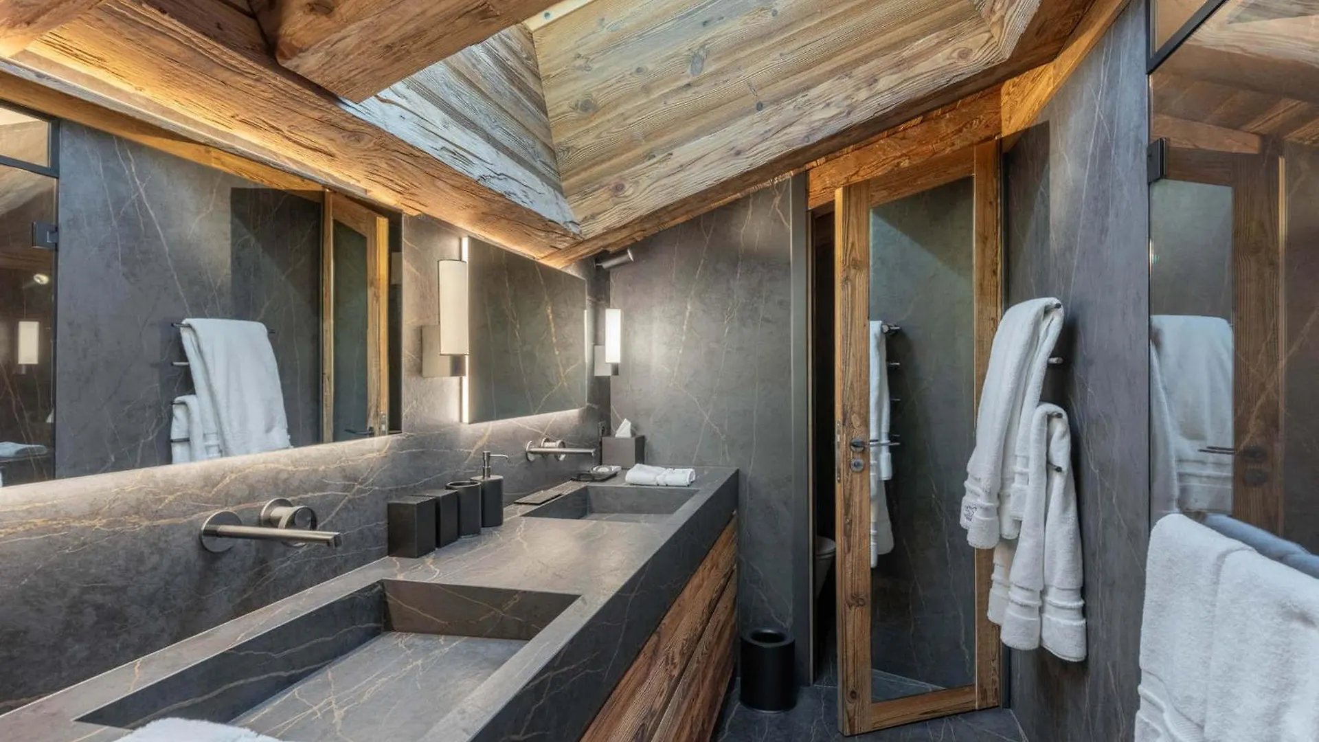 Chalet De Luxe Avec Piscine, Sauna, Salle De Sport Et Cinema - Fr-1-569-194 Megeve